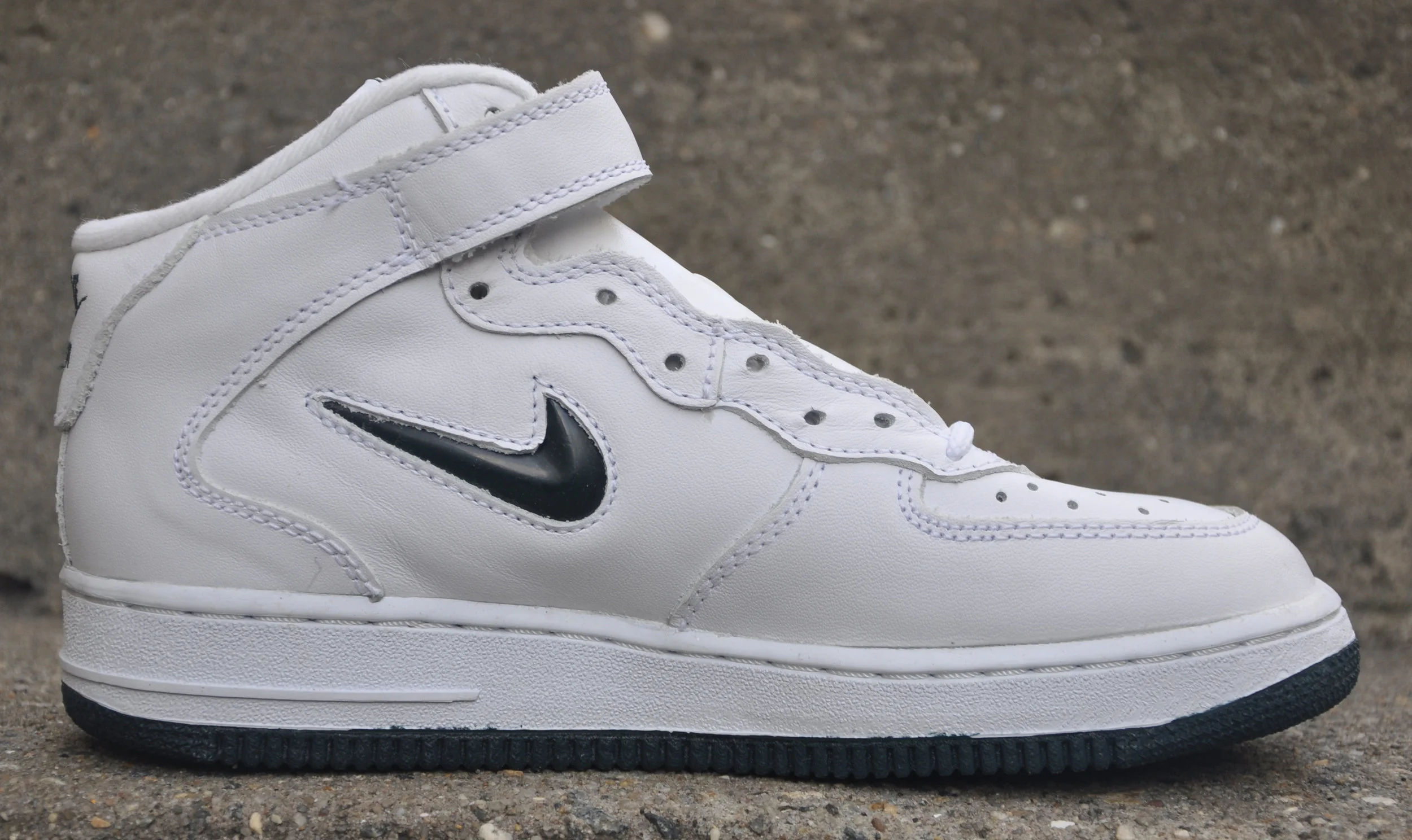 Kids Nike Air Force 1 Mid SC Jewel Dark Forest (Size 4) DS — RootsBK